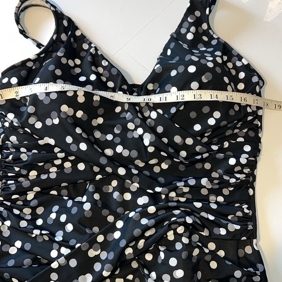 Trimshaper Womens Polka Dot One Piece Swimsuit Size 18W - Picture 9 of 13